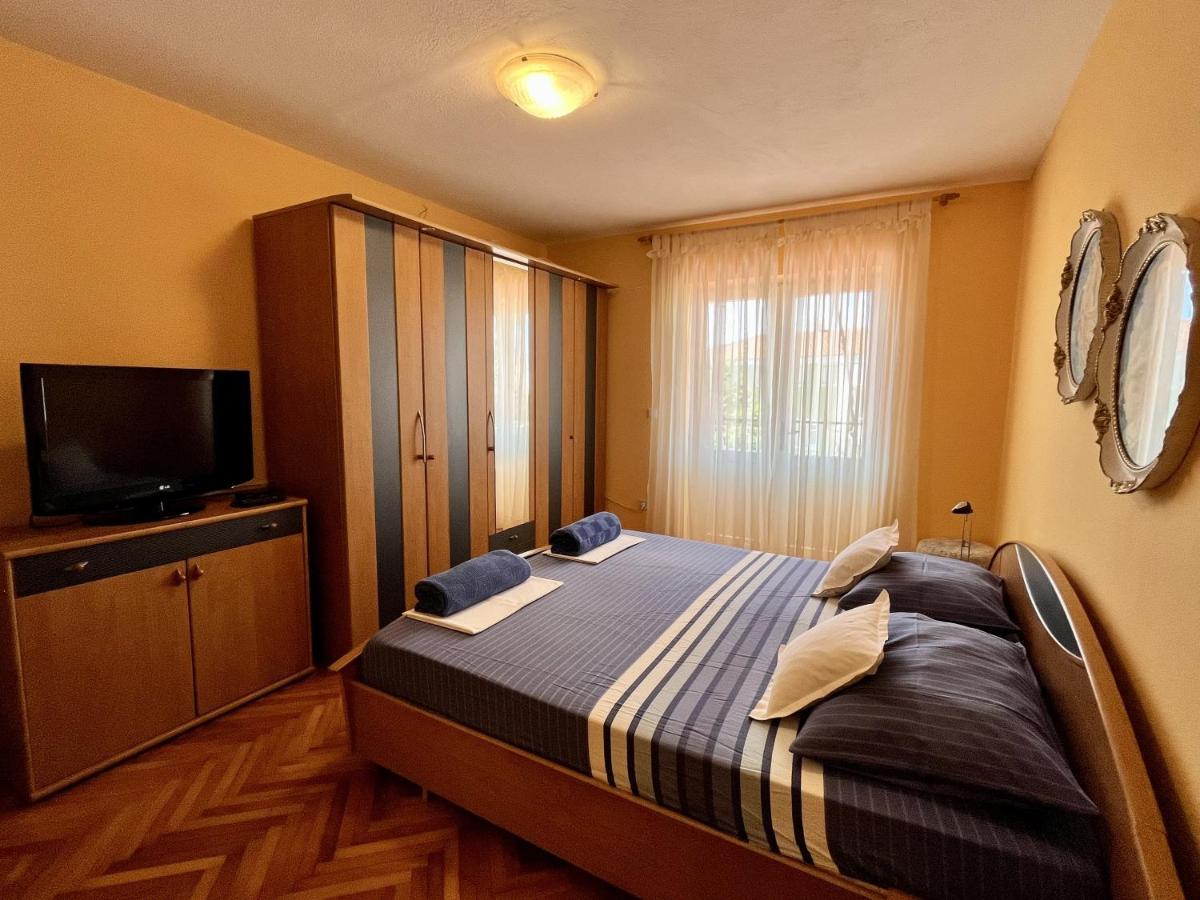 Apartments And Rooms With Parking Space Makarska - 18028 Экстерьер фото